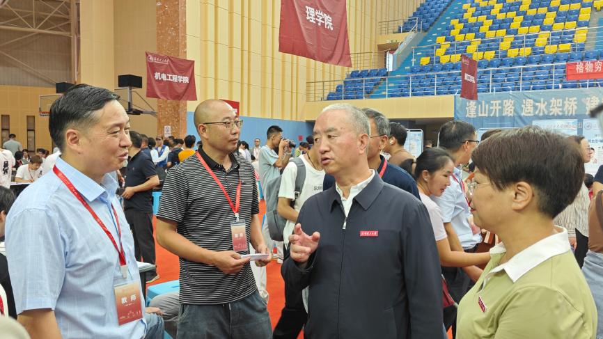 电力工程学院圆满完成2026级新生迎新报到工作-昆明理工大学电力学院